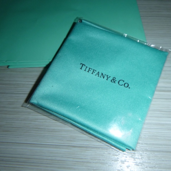 PERFECT CHRISTMAS GIFT TIFFANY & CO 18K WHT GOLD & DIAMOND HEART TAG BRACELET - Picture 16 of 16